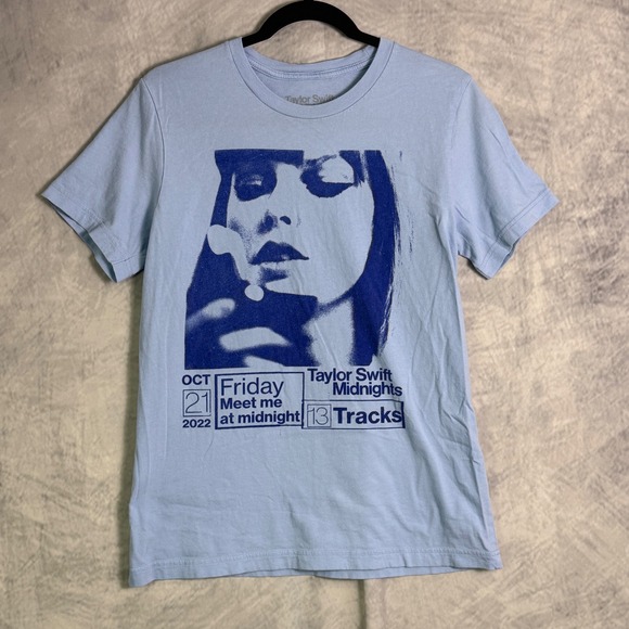 Taylor Swift Midnights Album Blue T Shirt Meet Me At Midnight 13 Tracks - Picture 1 of 6